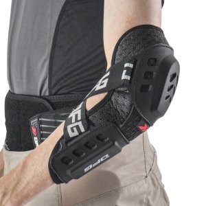 画像4: アクシス エルボーガード（DFG）