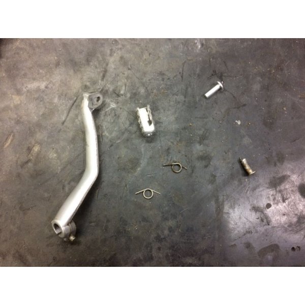 画像5: ブレーキ＆シフトペダルペグ周辺整備 (5)